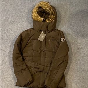 Abercrombie and Fitch women’s coat small NWT